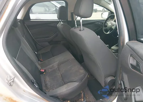 2014 Ford Focus S z USA, uszkodzony, nr VIN 1FADP3E29EL220984